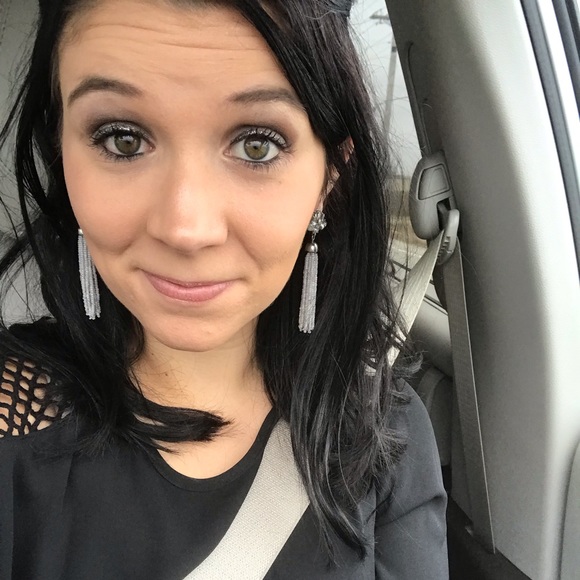 Meet your Posher, Ellen - Picture 1 of 1